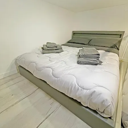 Apartmán In Corte Corso Genova Navigli Darsena *